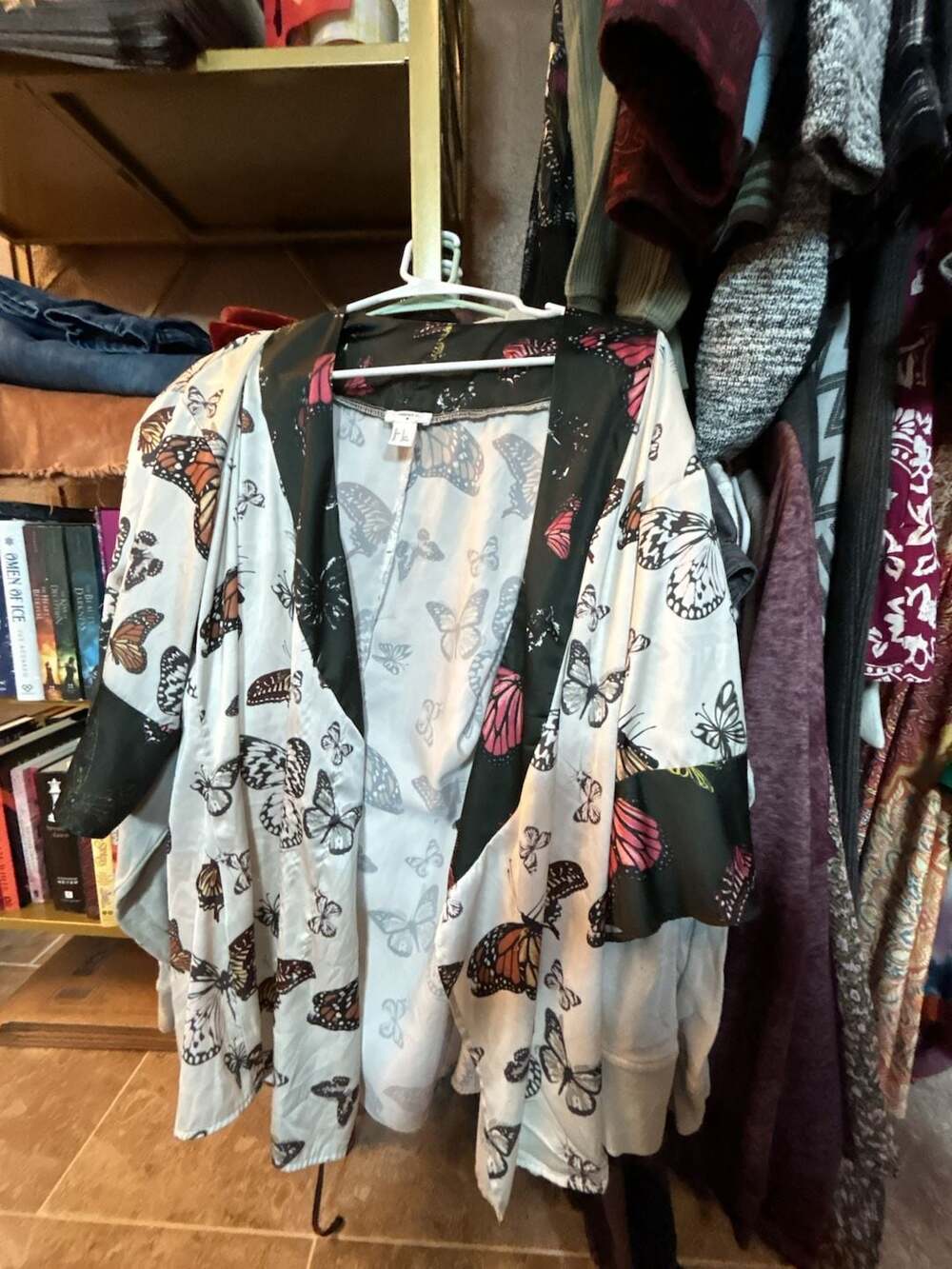 Forever 21 Butterfly Kimono Cardigan Size S White Black
